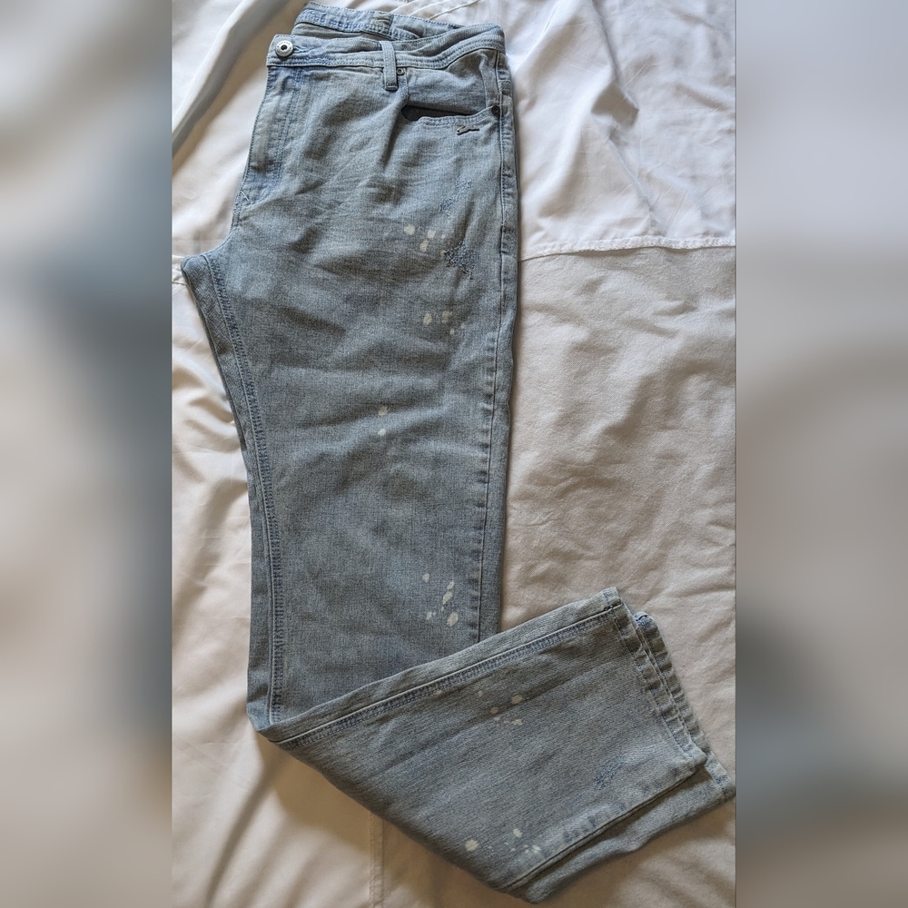 A. Tiziano Original Series No. 08 Men's Light Wash Paint-Splatter Jeans